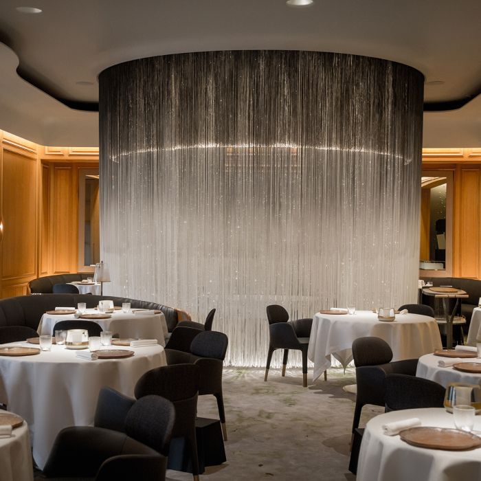 表Lumière在Alain Ducasse at The Dorchester餐厅的用餐经历bob手机网页版官网