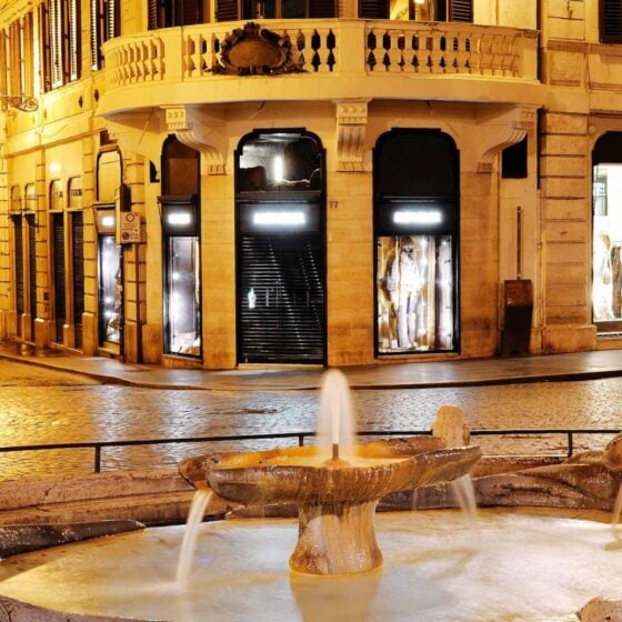 via condotti夜景