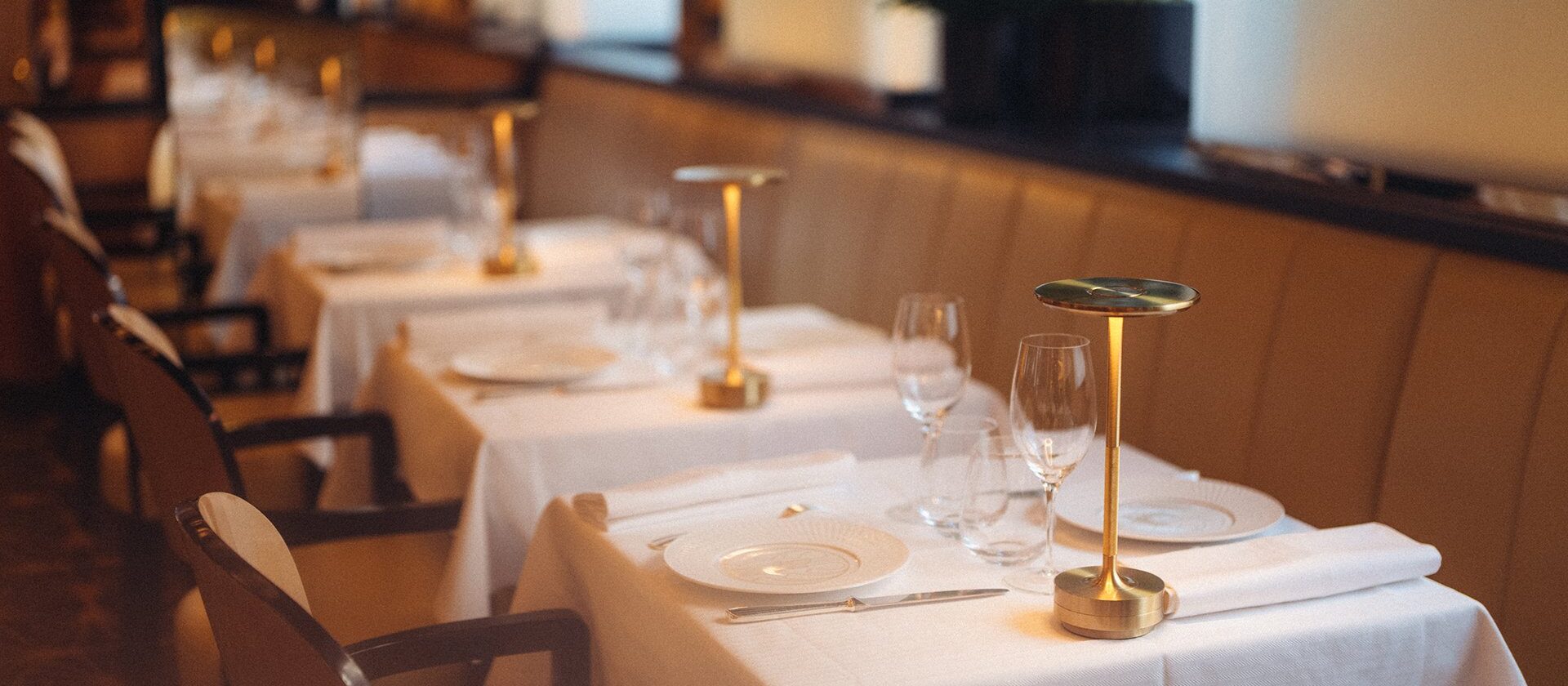 Le Relais广场的餐桌